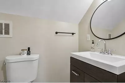 36 Espy Rd, Caldwell, NJ 07006 - Photo 14