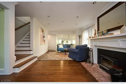 1 Edgewood Pl, Maplewood, NJ 07040 - Photo 12