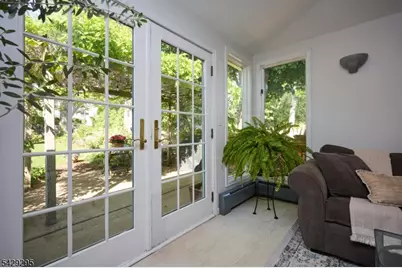 1 Edgewood Pl, Maplewood, NJ 07040 - Photo 18