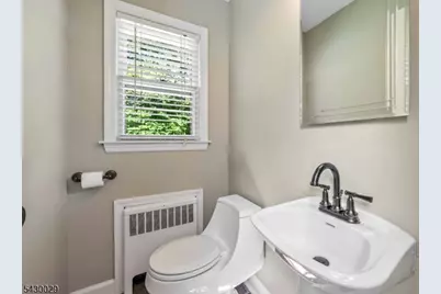 31 Stonefield Rd, Glen Rock, NJ 07452 - Photo 10