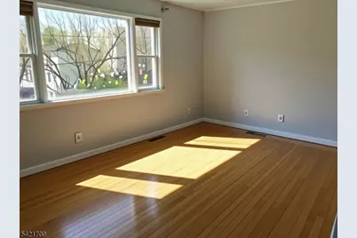 7 Evelyn Ct #2, Maplewood, NJ 07040 - Photo 2