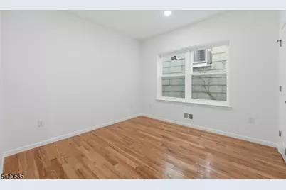 68 Sherman Ave, Newark, NJ 07114 - Photo 12
