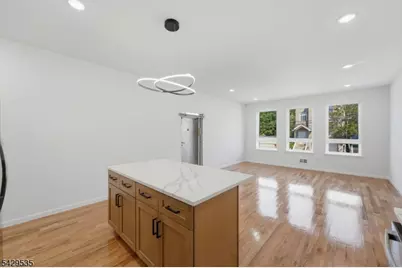 68 Sherman Ave, Newark, NJ 07114 - Photo 8