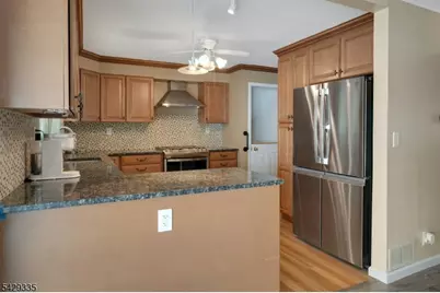 15 Maxine Dr, Morris Township, NJ 07960 - Photo 6