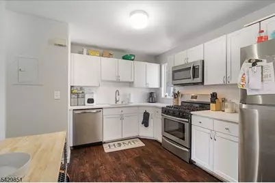 15 Garden Ct, Roxbury Township, NJ 07876 - Photo 8