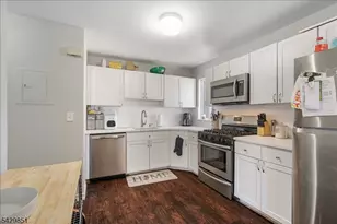 15 Garden Ct, Roxbury Township, NJ 07876 - Photo 8
