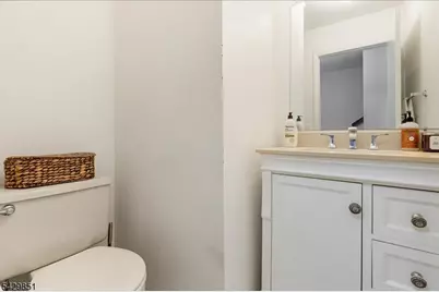 15 Garden Ct, Roxbury Township, NJ 07876 - Photo 16