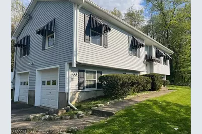 33 Circle Dr, Hamburg, NJ 07419 - Photo 2