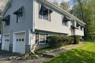 33 Circle Dr, Hamburg, NJ 07419 - Photo 2
