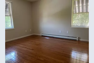 33 Circle Dr, Hamburg, NJ 07419 - Photo 8
