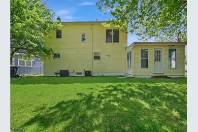 64 Longfellow Dr, Woodbridge Township, NJ 07067 - Photo 30