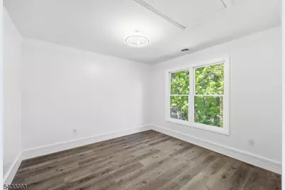 64 Longfellow Dr, Woodbridge Township, NJ 07067 - Photo 20