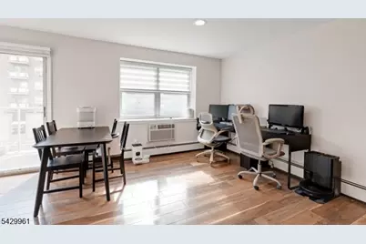 20 Jefferson St #A8, Hackensack, NJ 07601 - Photo 4