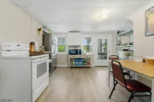 56 Main St, Peapack Gladstone Boro, NJ 07977 - Photo 8
