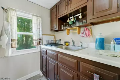 56 Main St, Peapack Gladstone Boro, NJ 07977 - Photo 10