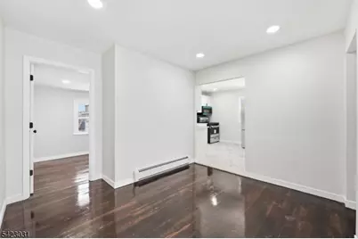 325 Schley St, Newark, NJ 07112 - Photo 6