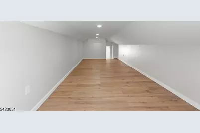 325 Schley St, Newark, NJ 07112 - Photo 24