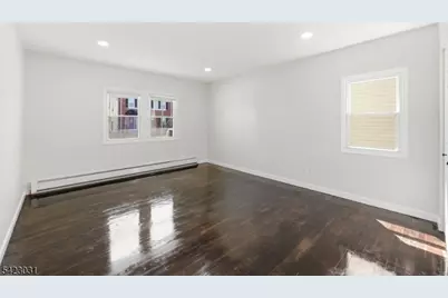 325 Schley St, Newark, NJ 07112 - Photo 12