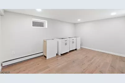325 Schley St, Newark, NJ 07112 - Photo 28