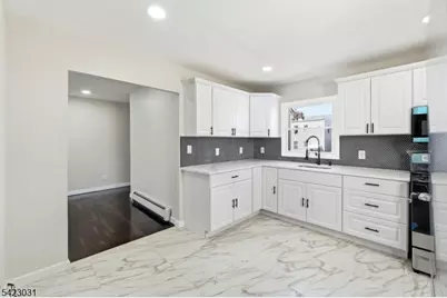 325 Schley St, Newark, NJ 07112 - Photo 16