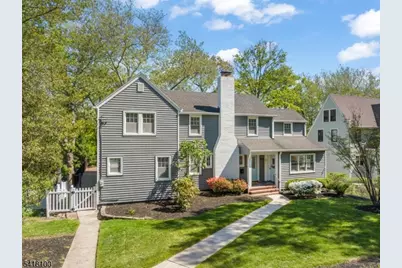 372 Wyoming Ave, Millburn, NJ 07041 - Photo 2