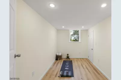 372 Wyoming Ave, Millburn, NJ 07041 - Photo 42