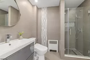 372 Wyoming Ave, Millburn, NJ 07041 - Photo 26