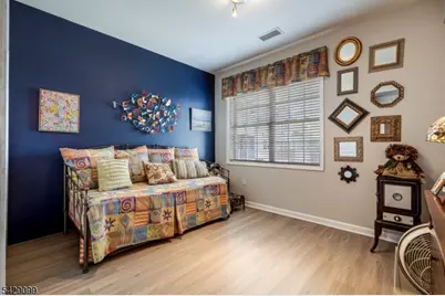 10402 Warrens Way #402, Wanaque, NJ 07465 - Photo 8