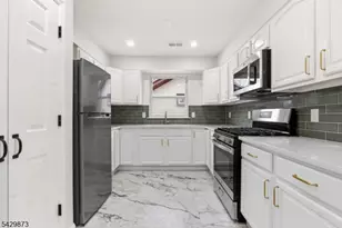 148 N Munn Ave, East Orange, NJ 07017 - Photo 16