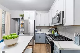 100 Manhattan Ave, Jersey City, NJ 07307 - Photo 4