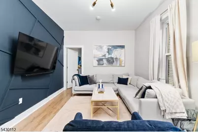 100 Manhattan Ave #2L, Jersey City, NJ 07307 - Photo 6