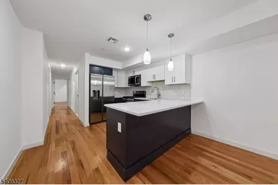 52 James St Unit #1, Newark, NJ 07102 - Photo 2