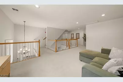 48 Bovensiepen Ct, Roseland, NJ 07068 - Photo 16