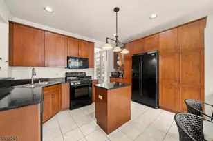 48 Bovensiepen Ct, Roseland, NJ 07068 - Photo 10