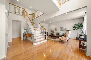 48 Bovensiepen Ct, Roseland, NJ 07068 - Photo 4