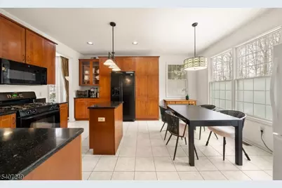 48 Bovensiepen Ct, Roseland, NJ 07068 - Photo 10