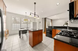 48 Bovensiepen Ct, Roseland, NJ 07068 - Photo 8