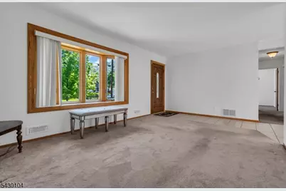 179 Valley View Rd, Hillside, NJ 07205 - Photo 4
