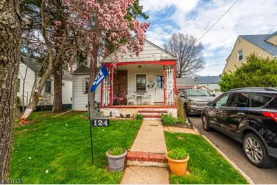 124 W 10th Ave, Roselle, NJ 07203 - Photo 1