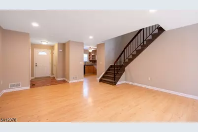 7 Lake Ct, Raritan Township, NJ 08822 - Photo 6