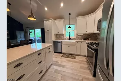 8 Cold Spring Dr, Vernon, NJ 07422 - Photo 8