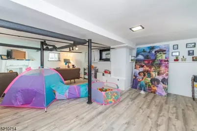 327 Orange Rd #1, Montclair, NJ 07042 - Photo 16