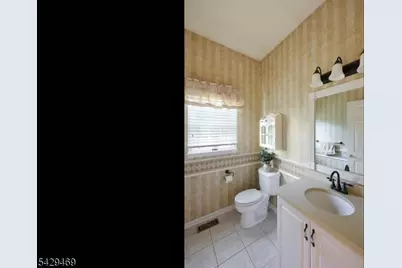 2 Raddel Ct, Hillsborough Township, NJ 08844 - Photo 18