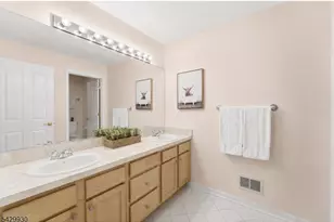 33 Scheurman Terrace, Green Brook Township, NJ 07059 - Photo 28