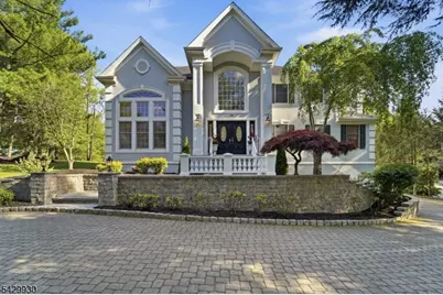 33 Scheurman Ter, Green Brook Township, NJ 07059 - Photo 4