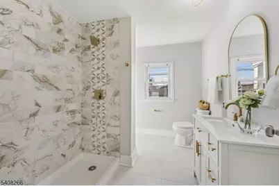 526 Jackson Ave, Elizabeth, NJ 07201 - Photo 8