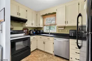 140 Papscoe Rd, West Milford, NJ 07421 - Photo 22