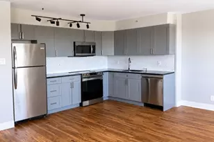 60 Parkway Dr E Unit, East Orange, NJ 07017 - Photo 6