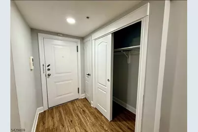 60 Parkway Dr E Unit #9B, East Orange, NJ 07017 - Photo 12