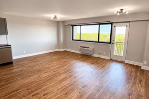 60 Parkway Dr E Unit, East Orange, NJ 07017 - Photo 4